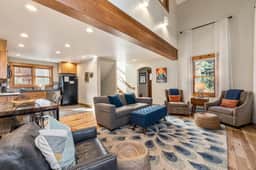 High Street Chalet B - Image 5