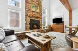 High Street Retreat A - Image 3